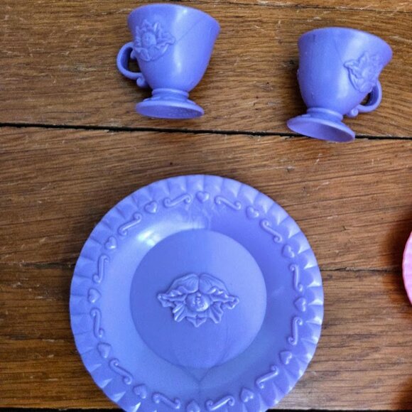2000s Y2K Vintage Cabbage Patch Purple Plastic Tea Set With Plates And Cups - Picture 4 of 8